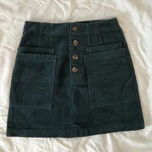FOREVER 21 - [S] Corduroy Forest Green Mini Skirt